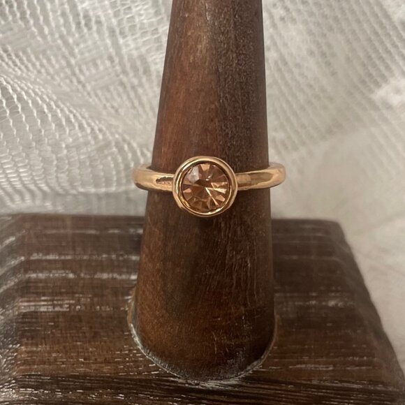 Minimalist Rose Gold Solitaire Ring - Picture 1 of 4
